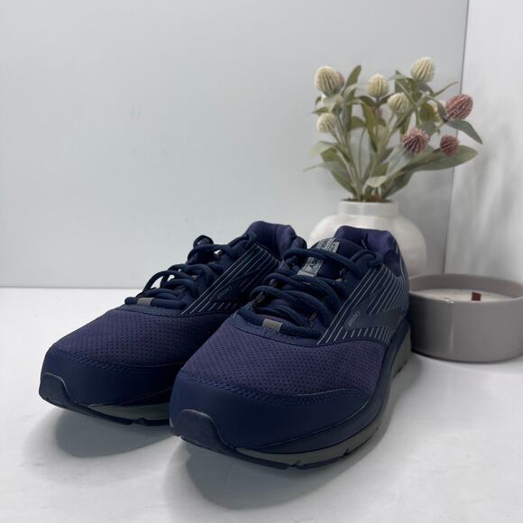 Brooks Addiction Walker Suede Lace Up Shoes Navy 1103192E445 Men's 10 Wide 2E - Picture 1 of 11